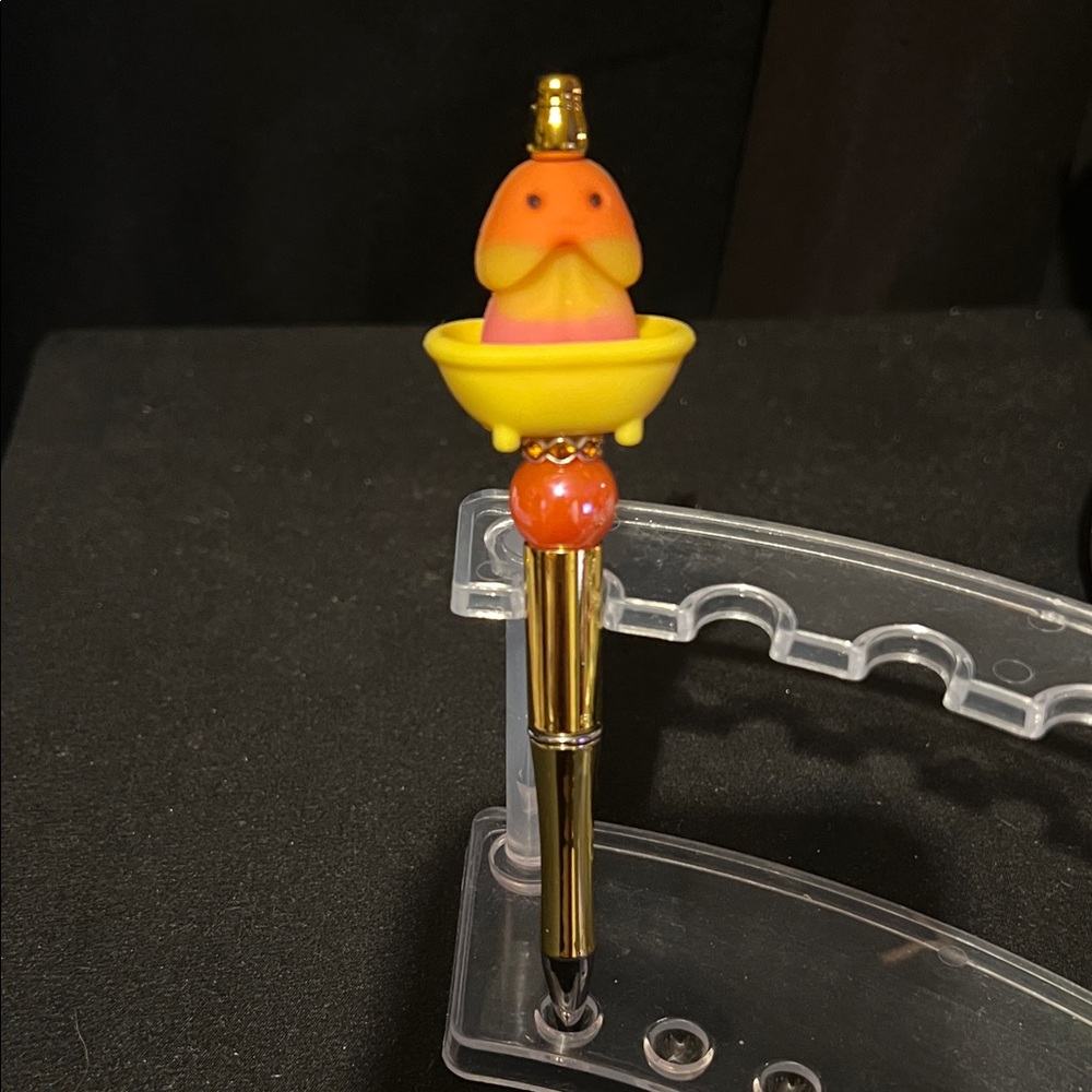 Cute Yellow and Orange Duck Pen